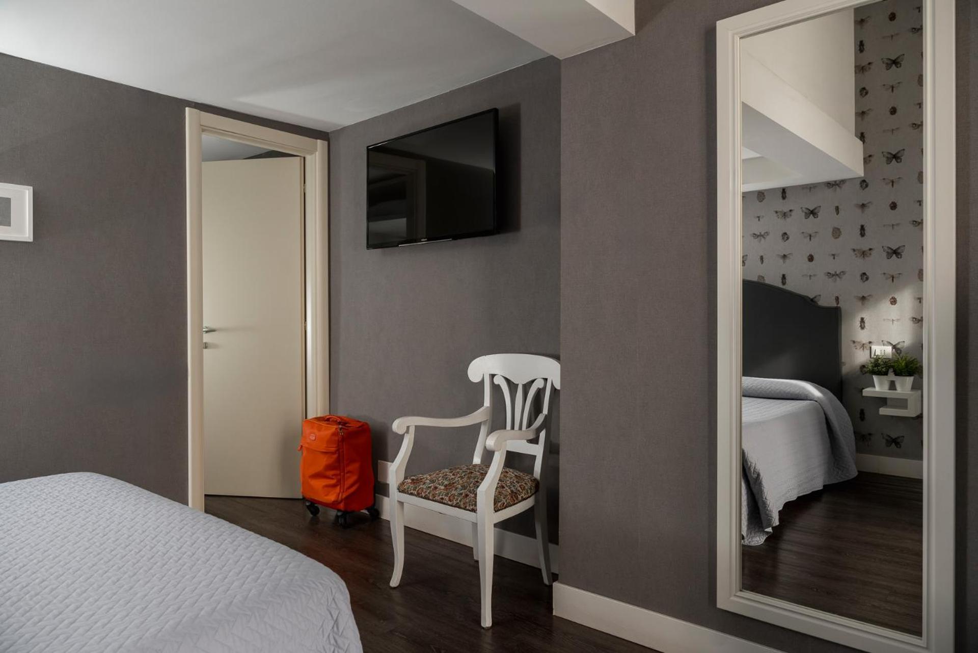 Maxxim Hotel & Loft 费拉拉 外观 照片